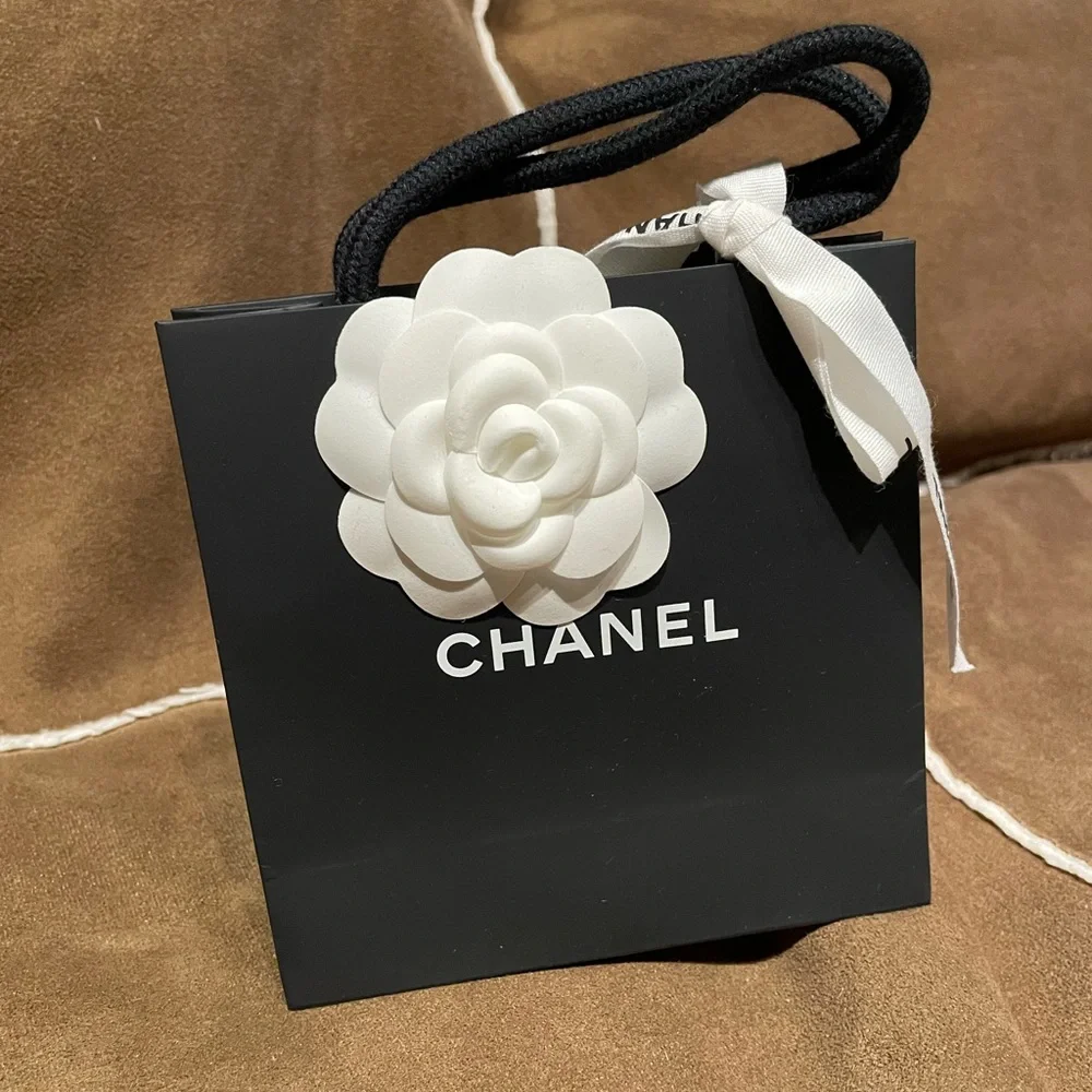 Chanel Shopping Bags - Picture 5 of 7